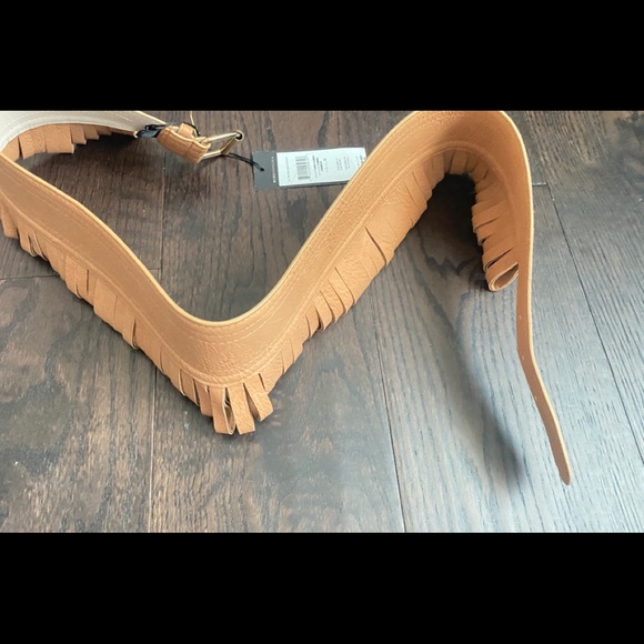 Bcbgmaxazria Belts - Picture 2 of 7